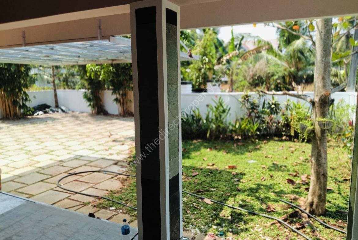 House for sale in Edathala