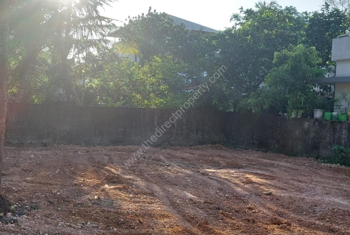 🏡 എറണാകുളം വരാപ്പുഴയിൽ 5 സെന്റ് പ്ലോട്ട് വിൽപ്പനയ്ക്ക്! 🏡