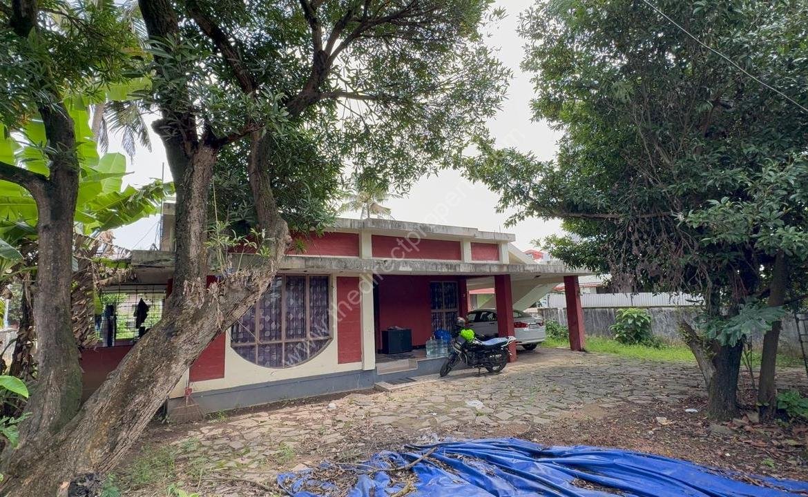House for sale in Kaloor, Ernakulam
