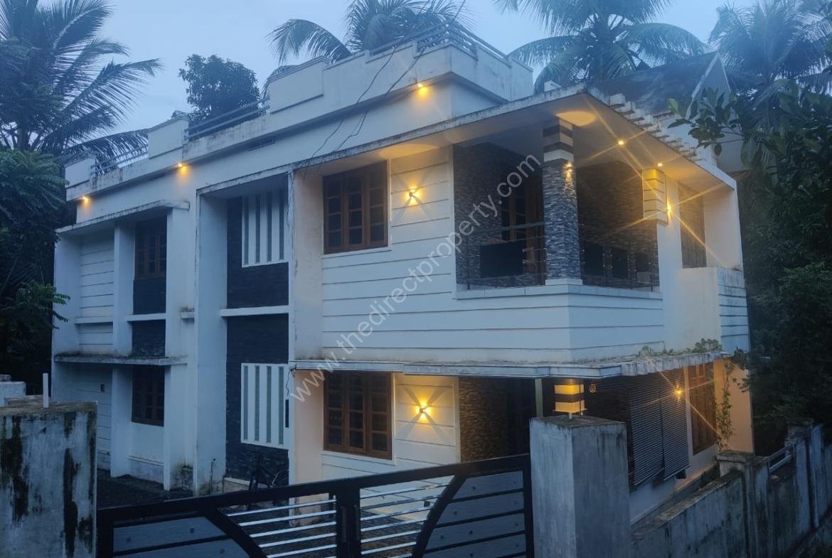 House for sale in Kecheri Aloor