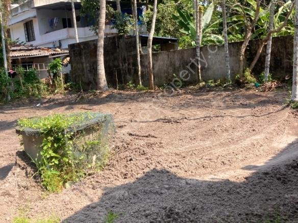Land for Sale in Pazhaveedu Alappuzha