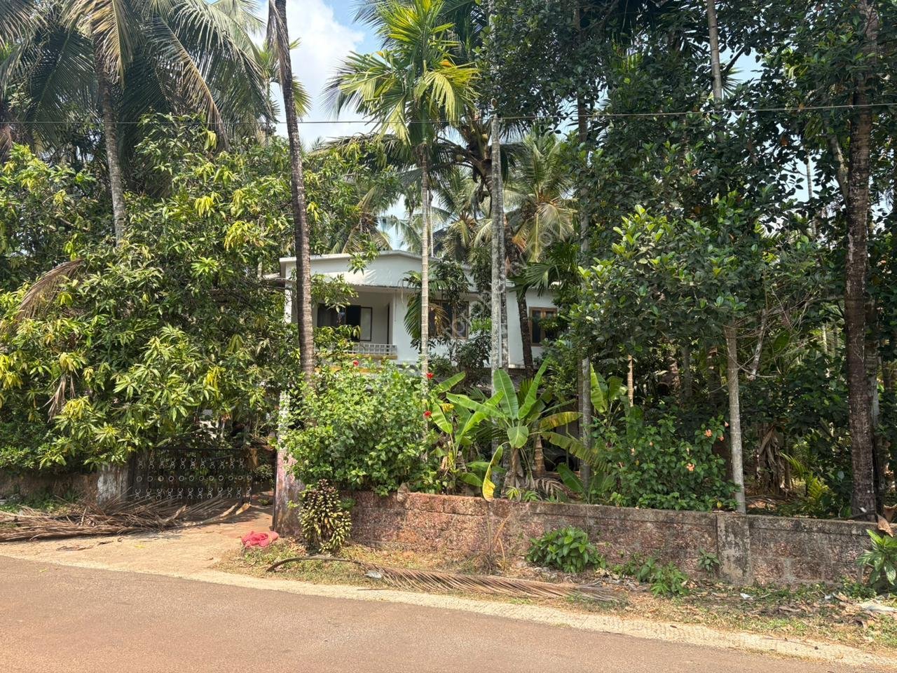 o3 House for sale in Taliparamba Vadakkanchery