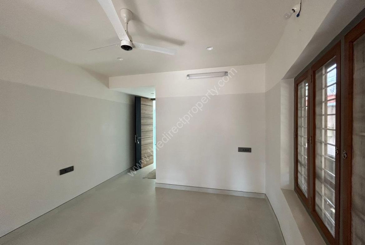 Modern House For sale in Murukkumpuzha
