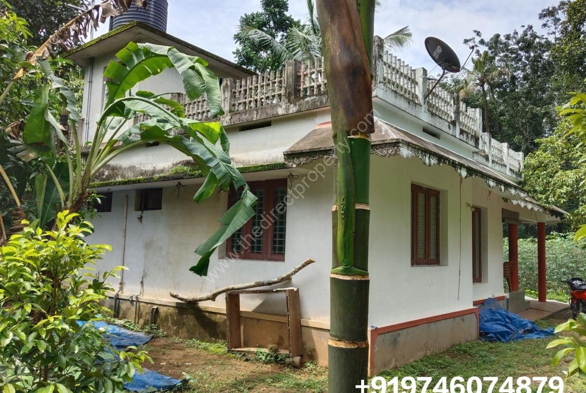 Land with 3 bhk house for sale in Ramamangalam