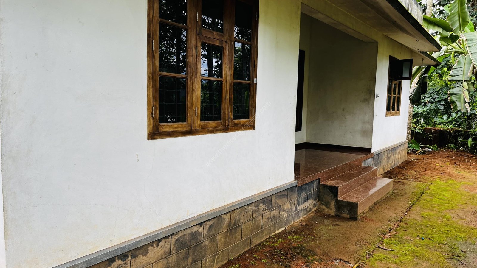 House for cheap rate in Mukkam