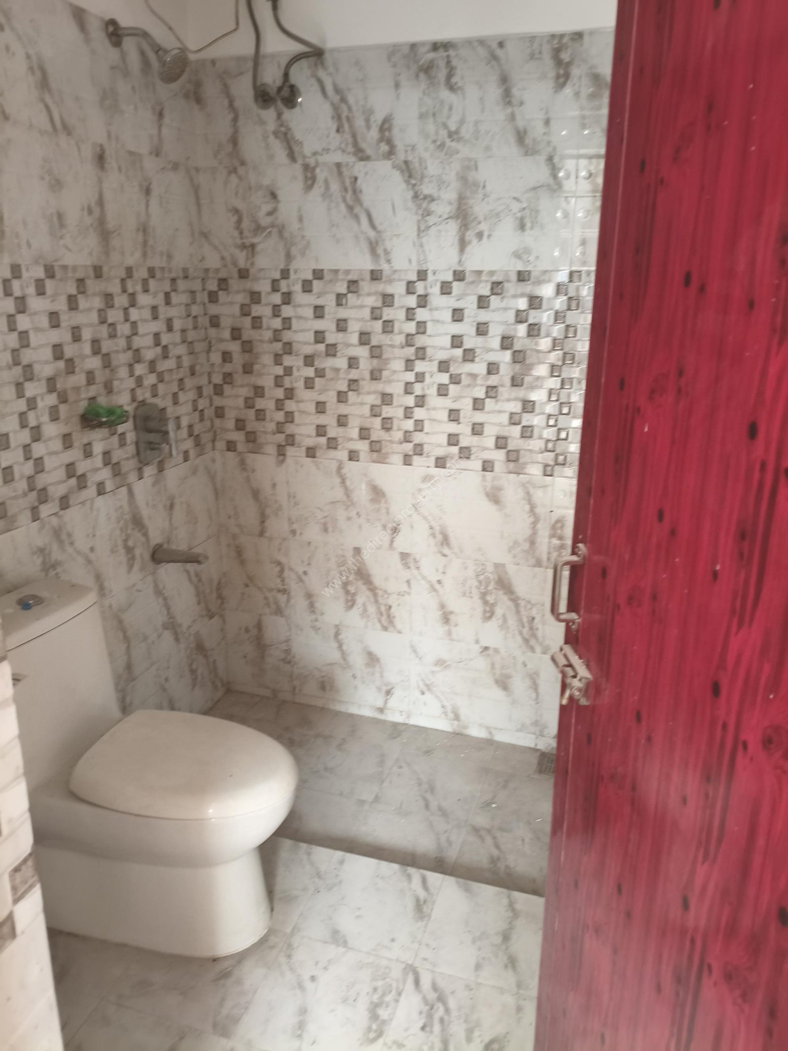 House for sale in Vallakadavu