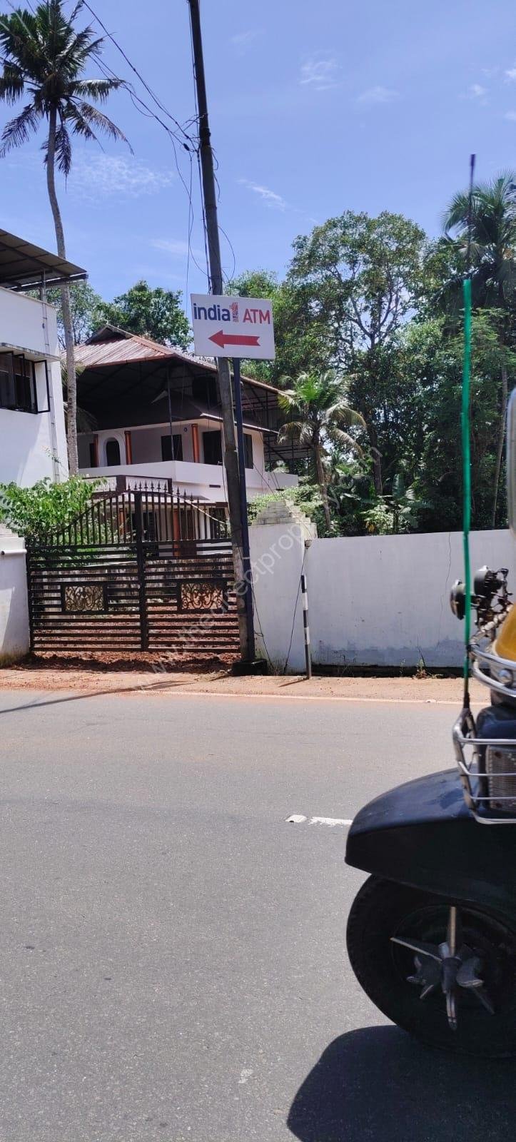 5 17 Cent Plot for sale in Vaikom town