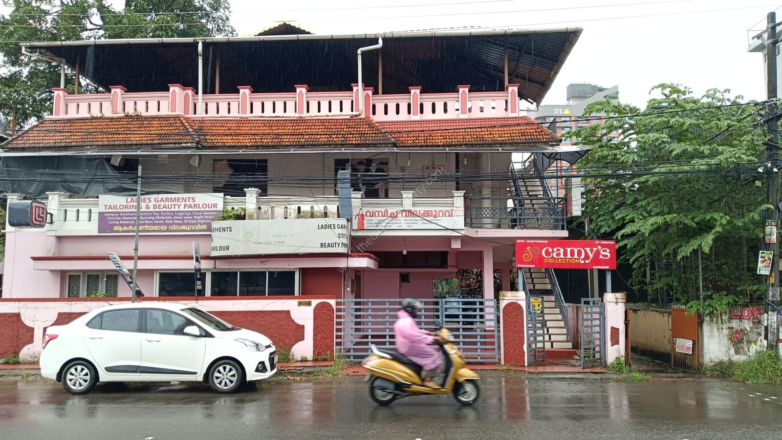 Commercial Plot For Sale at Vyttila