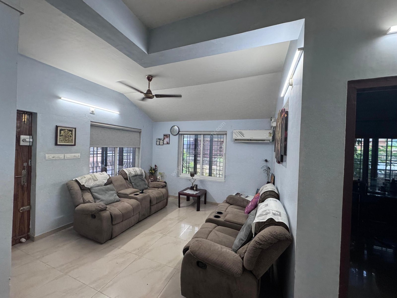 1000701926 Villa for Sale in Guruvayur