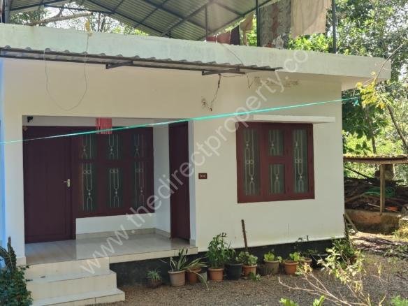3bhk with 22.5 cent land for sale in Naduvil