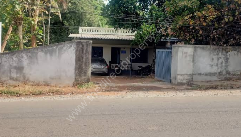 Commercial property for rent in Aluva