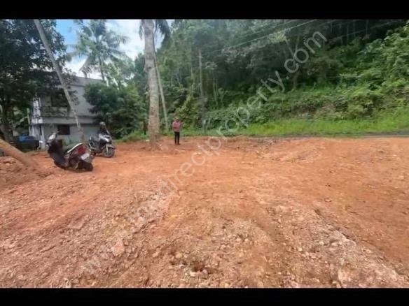 Semi Commercial Land for Sale in Mullassery Trivandrum