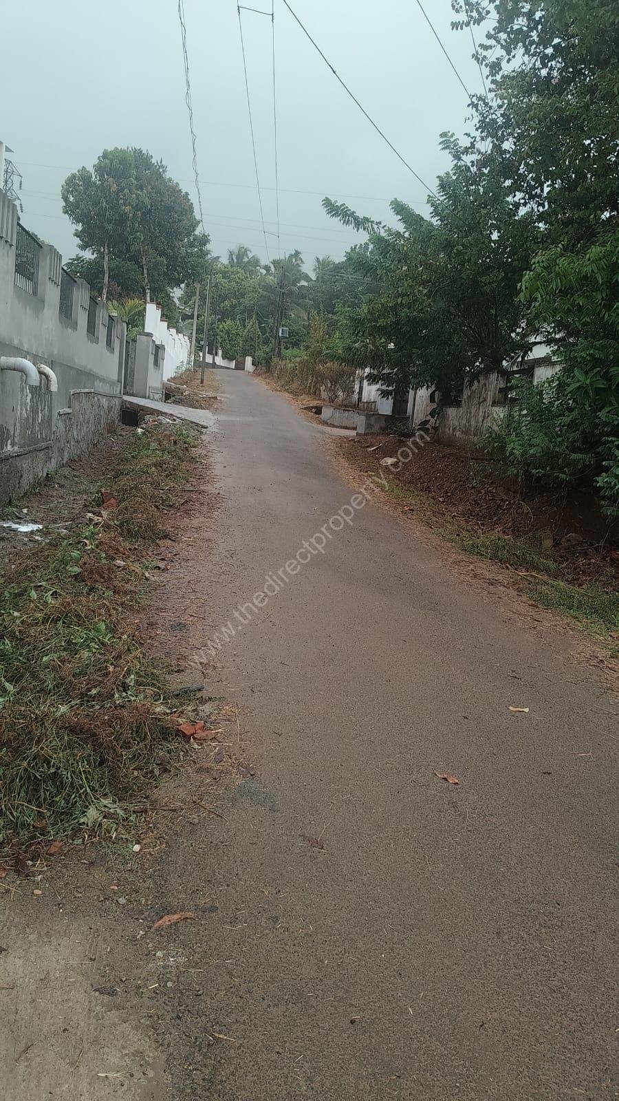 WhatsApp Image 2026-10-04 at 5.56.44 PM Plot for sale in Mananthavady
